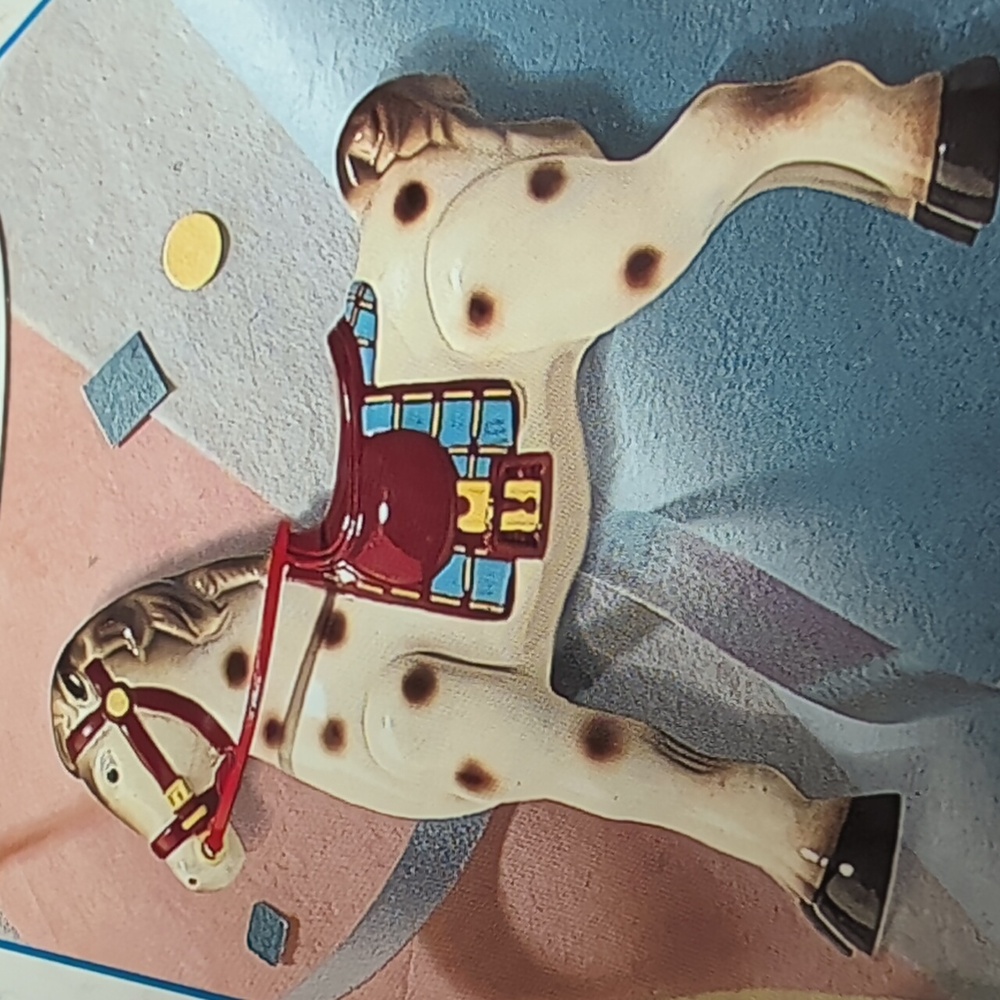 Hallmark Keepsake 1939 Mobo Horse Ornament - Cream and Red - Picture 4 of 7